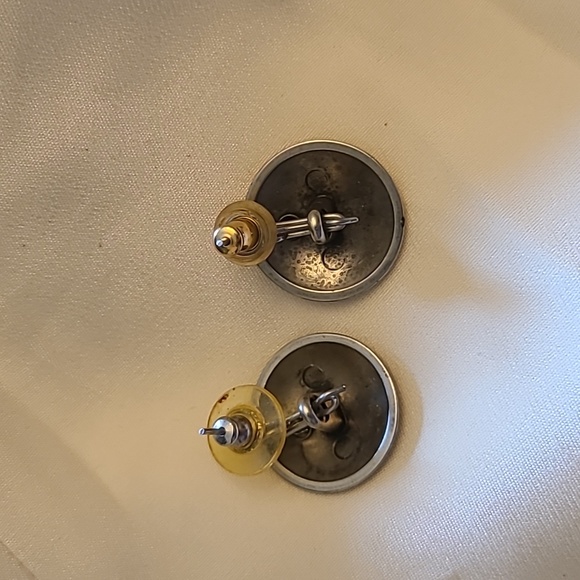 VINTAGE BUFFALO NICKLE STYLED BUTTON EARRINGS - Picture 2 of 2